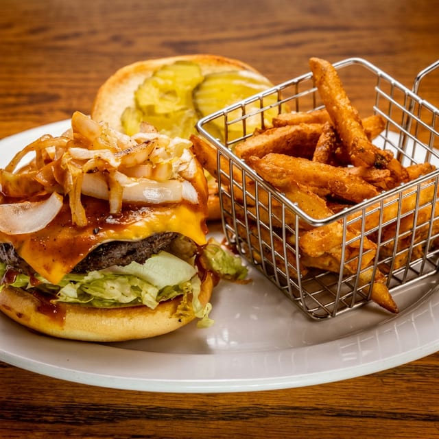 Bbq Cheeseburger.